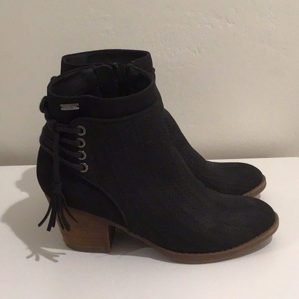 Black Roxy ankle booties